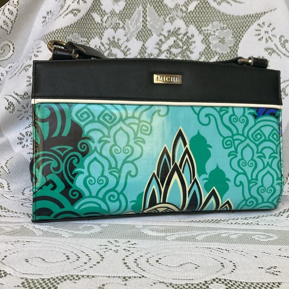 MICHE Classic Shell. Measures 18”x11.5. Fits Classic Base 5.75”x6.5”x11.75”. - Picture 3 of 3